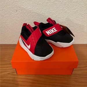 NWT Nike Toddler Slip-On Sneakers 5C